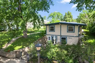 1231 Hewitt Ave, Saint Paul, MN 55104 - Photo 5