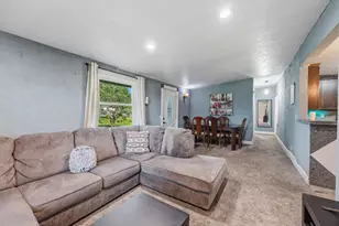 1231 Hewitt Ave, Saint Paul, MN 55104 - Photo 9