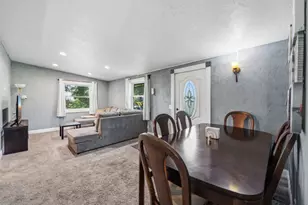 1231 Hewitt Ave, Saint Paul, MN 55104 - Photo 7