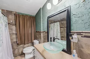 1231 Hewitt Ave, Saint Paul, MN 55104 - Photo 11