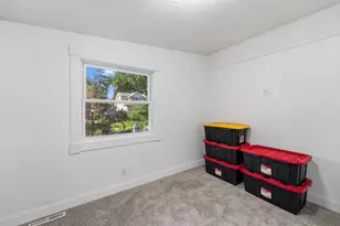 1231 Hewitt Ave, Saint Paul, MN 55104 - Photo 15