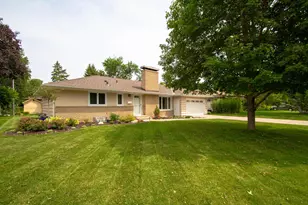 3314 Belden Dr NE, Saint Anthony, MN 55418 - Photo 1