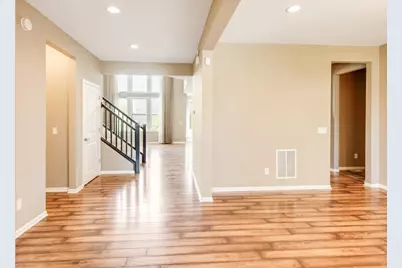 10321 Louisiana Avenue N, Brooklyn Park, MN 55445 - Photo 7