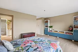 8121 34th Ave S, Bloomington, MN 55425 - Photo 31