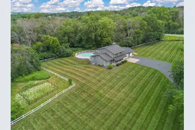 698 Badlands Road, Hudson, WI 54016 - Photo 5