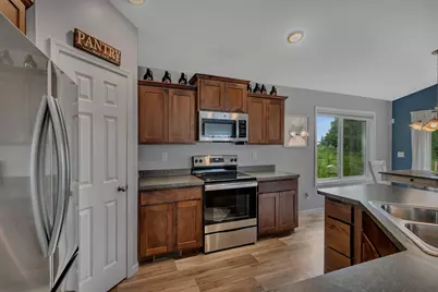 521 Willow Creek Parkway, Buffalo, MN 55313 - Photo 11