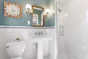 704 E Minnehaha Pkwy, Minneapolis, MN 55417 - Photo 21