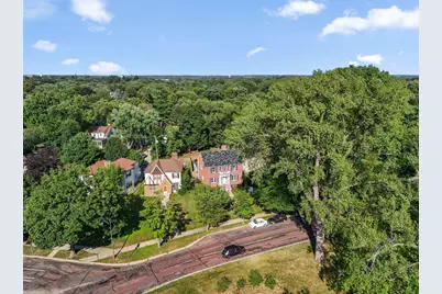 704 E Minnehaha Parkway, Minneapolis, MN 55417 - Photo 37