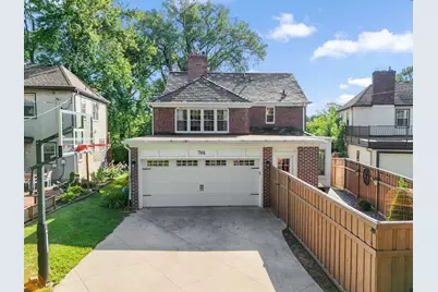 704 E Minnehaha Parkway, Minneapolis, MN 55417 - Photo 39