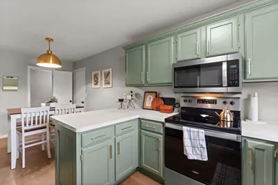 9062 Underwood Lane N, Maple Grove, MN 55369 - Photo 7