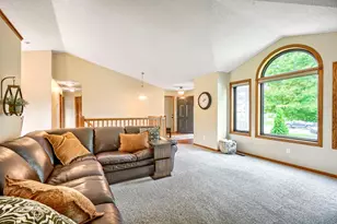 20250 Spoonbill Ct, Rogers, MN 55374 - Photo 3