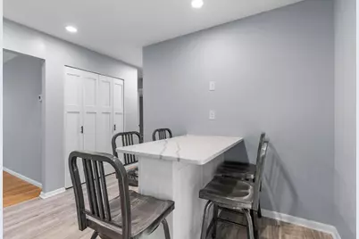 8209 Johnson Circle, Bloomington, MN 55437 - Photo 9