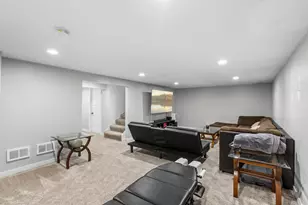 8209 Johnson Cir, Bloomington, MN 55437 - Photo 25