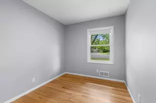 8209 Johnson Cir, Bloomington, MN 55437 - Photo 23
