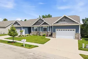 1573 Alexander Rd NE, Rochester, MN 55906 - Photo 5