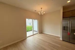 23158 Creekview Ct, Rogers, MN 55374 - Photo 3