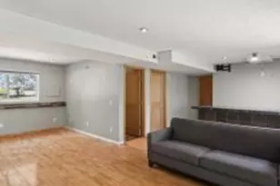 4008 Pennsylvania Ave, Eagan, MN 55123 - Photo 17