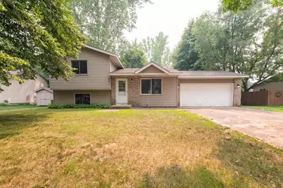 821 Birch Street SW, Isanti, MN 55040 - Photo 27