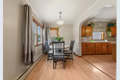 260 N Cordova Avenue, Le Center, MN 56057 - Photo 7
