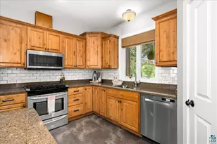 3984 Willow Pl, Duluth, MN 55811 - Photo 7