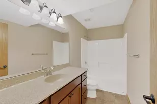 4024 Stone Point Dr NE, Rochester, MN 55906 - Photo 29