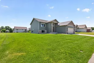 4024 Stone Point Dr NE, Rochester, MN 55906 - Photo 35