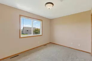 4024 Stone Point Dr NE, Rochester, MN 55906 - Photo 19