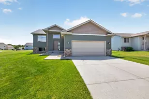 4024 Stone Point Dr NE, Rochester, MN 55906 - Photo 1