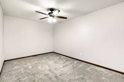 4940 Underwood Lane N #4940D, Plymouth, MN 55442 - Photo 23