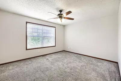 4940 Underwood Lane N #4940D, Plymouth, MN 55442 - Photo 15