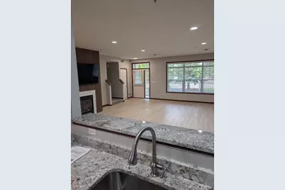 4940 Underwood Lane N #4940D, Plymouth, MN 55442 - Photo 7