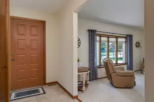 1028 Shady Oak Dr, North Mankato, MN 56003 - Photo 11