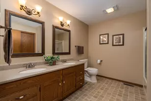 1028 Shady Oak Dr, North Mankato, MN 56003 - Photo 39