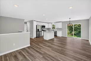 37537 Greenway Ave, North Branch, MN 55056 - Photo 3