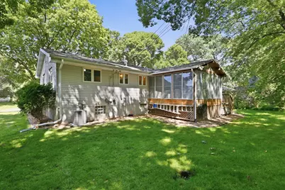 250 Glenbrook Road N, Wayzata, MN 55391 - Photo 9