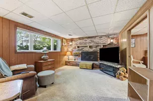 250 Glenbrook Rd N, Wayzata, MN 55391 - Photo 33