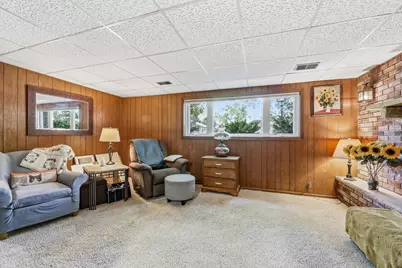 250 Glenbrook Road N, Wayzata, MN 55391 - Photo 35
