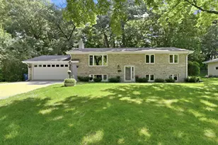 250 Glenbrook Rd N, Wayzata, MN 55391 - Photo 1