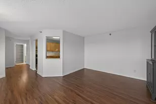 78 10th St E, Saint Paul, MN 55101 - Photo 19