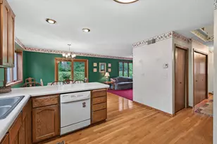2697 Jessica Ct, Little Canada, MN 55117 - Photo 13