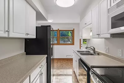 3521 County Road 101, Minnetonka, MN 55345 - Photo 5