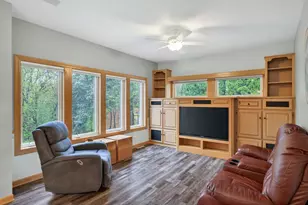 11312 Kenworth Ln, Lakeville, MN 55044 - Photo 19