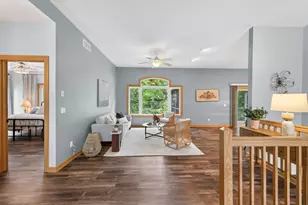 11312 Kenworth Ln, Lakeville, MN 55044 - Photo 7