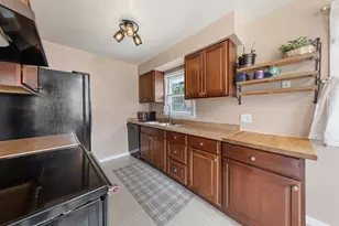 8501 Portland Ave S, Bloomington, MN 55420 - Photo 19