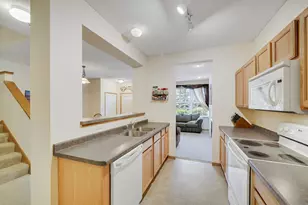 11331 Aberdeen Cir NE, Blaine, MN 55449 - Photo 15