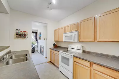 11331 Aberdeen Circle NE #E, Blaine, MN 55449 - Photo 13