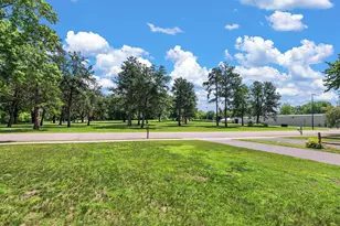 1105 5th Ave N, Princeton, MN 55371 - Photo 3