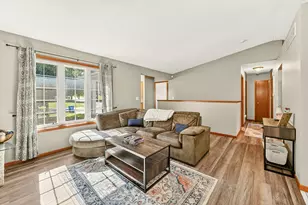 2727 20th Ave SE, Rochester, MN 55904 - Photo 5