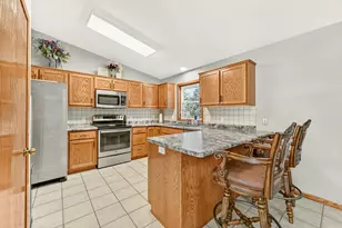 2727 20th Ave SE, Rochester, MN 55904 - Photo 3