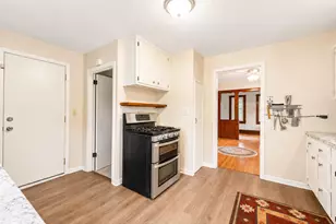 1074 Euclid St, Saint Paul, MN 55106 - Photo 9
